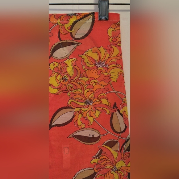 Emilio Pucci for Fromfit Rogers shorts with hooks for garterbelt. Size small. - Picture 11 of 11